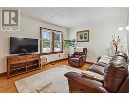 12 Alexandra AVENUE - 17