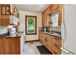 12 Alexandra AVENUE - 24