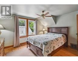12 Alexandra AVENUE - 42