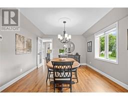 22 Mountain Maple COURT - 11