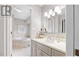 22 Mountain Maple COURT - 24