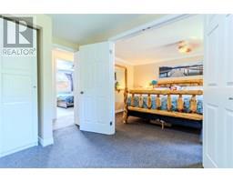 39 Parkwood DRIVE - 26