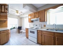 10 Van Allen AVENUE UnitNo. 601 - 17