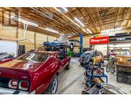 955 MCNAUGHTON AVENUE East - 24