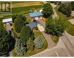 955 MCNAUGHTON AVENUE East - 3