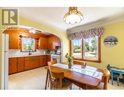 955 MCNAUGHTON AVENUE East - 4