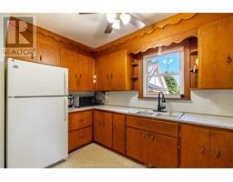 955 MCNAUGHTON AVENUE East - 8