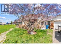 237 Chatham STREET North - 3