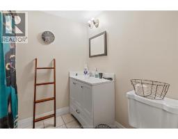 237 Chatham STREET North - 30