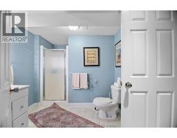 22872 EAST LAWN ROAD - 32