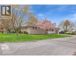 36 BRIDLE PATH ROAD - 4
