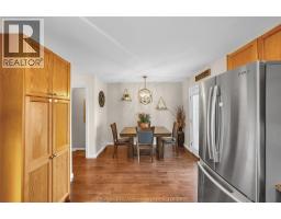 12 Phair CRESCENT - 14