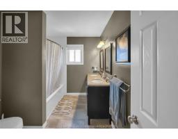 12 Phair CRESCENT - 22
