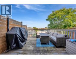 12 Phair CRESCENT - 37