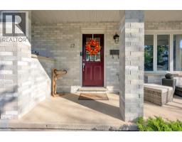12 Phair CRESCENT - 5