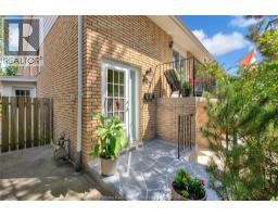 207 Coverdale STREET - 47