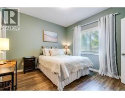 42 Bruinsma AVENUE - 11