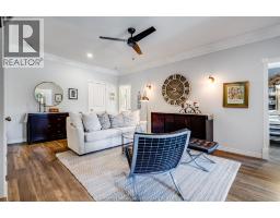 42 Bruinsma AVENUE - 3