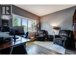 42 Bruinsma AVENUE - 5