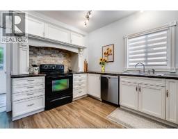 42 Bruinsma AVENUE - 9
