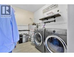 252 Selkirk STREET - 21