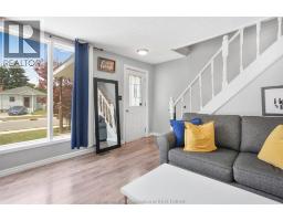 252 Selkirk STREET - 7