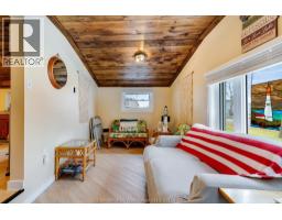 1040 Kerr AVENUE - 11