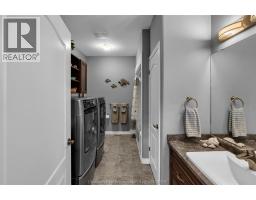 12 Veranda COURT - 11