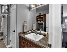 12 Veranda COURT - 13