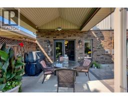 12 Veranda COURT - 44