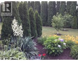 12 Veranda COURT - 48