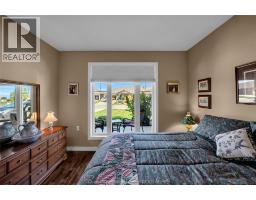 12 Veranda COURT - 8
