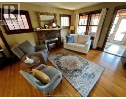 161 Elizabeth STREET - 6