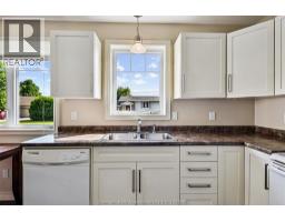 23 Kyle DRIVE - 26