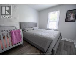 33 WILSON AVENUE - 17