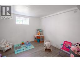 33 WILSON AVENUE - 22