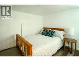 33 WILSON AVENUE - 23