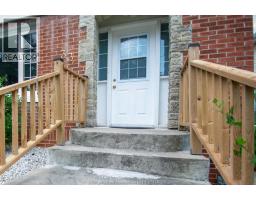 33 WILSON AVENUE - 4