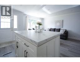33 WILSON AVENUE - 8