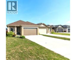 11 CHAMPLAIN COURT - 40