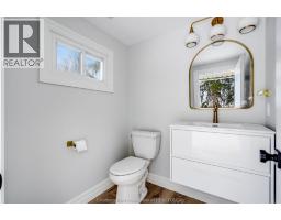 877 CHARING CROSS ROAD - 41