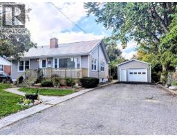 10 Meadowlea ROAD - 1