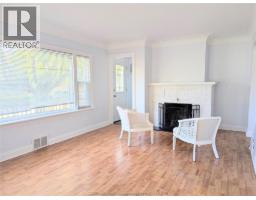 10 Meadowlea ROAD - 3