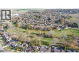 82 WYANDOTT STREET - 10