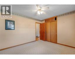 82 WYANDOTT STREET - 16