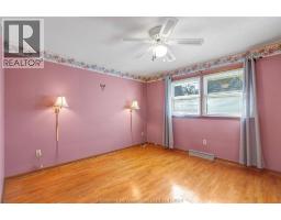 82 WYANDOTT STREET - 17