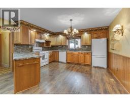 82 WYANDOTT STREET - 21