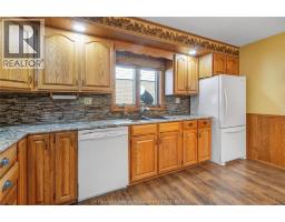 82 WYANDOTT STREET - 23