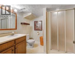 82 WYANDOTT STREET - 30