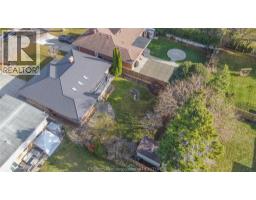 82 WYANDOTT STREET - 48